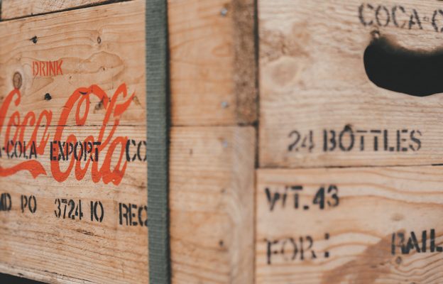 Coke-wooden-crate