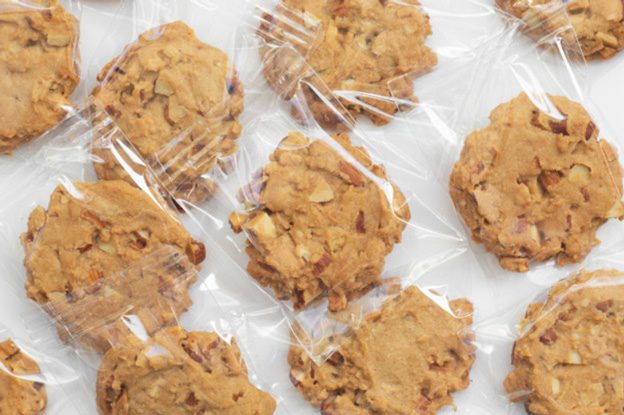 Cookies-in-Polyethylene-Wrap